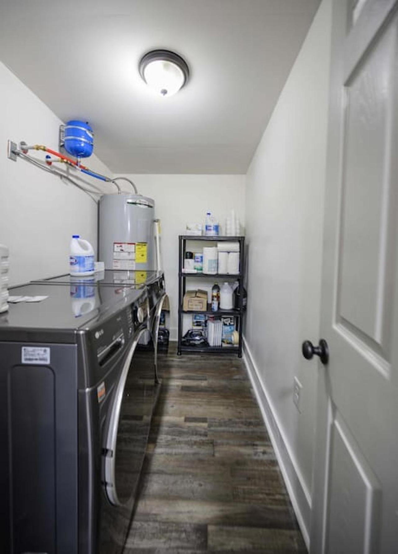 Gorgeous Renovated Home With Large & Private Lot Winchester Esterno foto