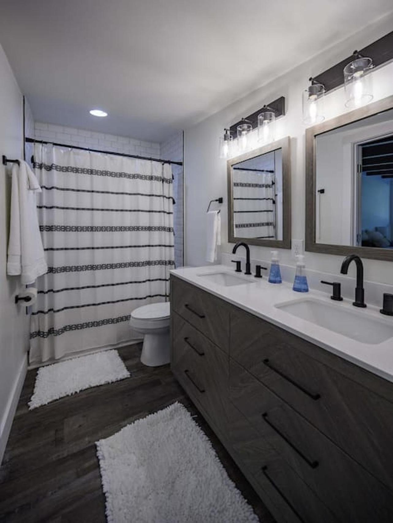 Gorgeous Renovated Home With Large & Private Lot Winchester Esterno foto