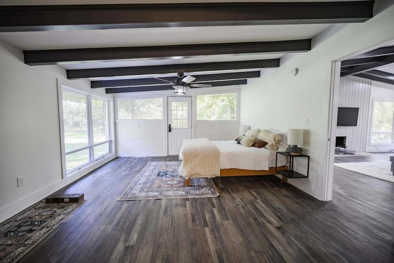 Gorgeous Renovated Home With Large & Private Lot Winchester Esterno foto