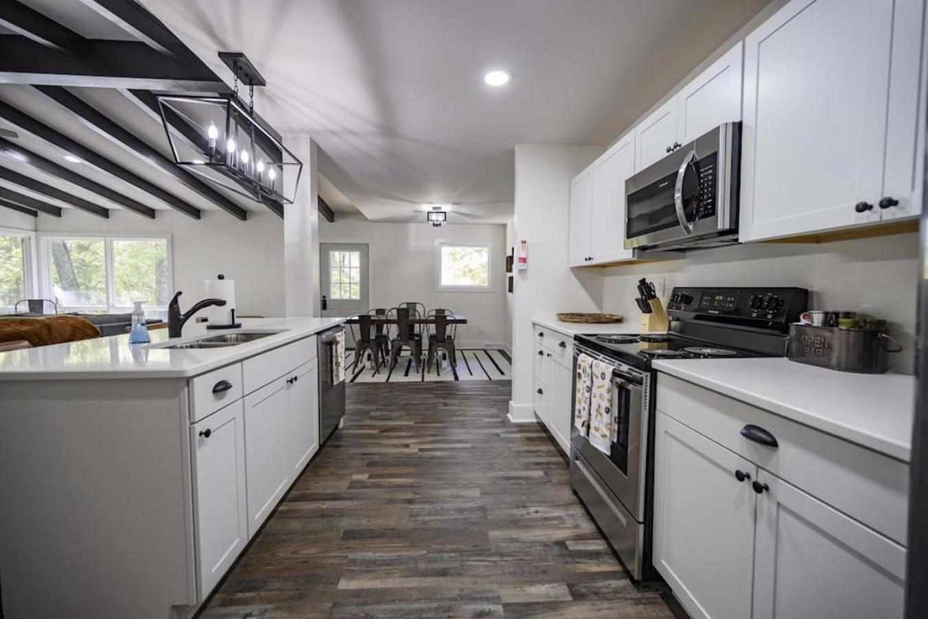 Gorgeous Renovated Home With Large & Private Lot Winchester Esterno foto